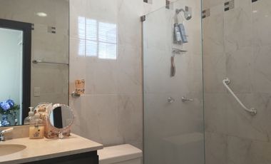 Apartamento amoblado en arriendo en Alto Prado.