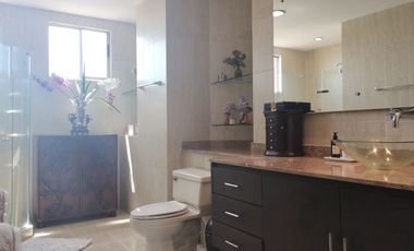 Apartamento amoblado en arriendo en Alto Prado.