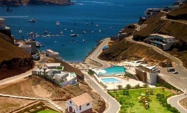 CASA DE PLAYA en ALQUILER / VENTA en PUCUSANA