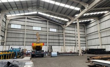 Bodega Doble Altura, impecable, sobre avenida Ejercito Mexicano, Veracruz