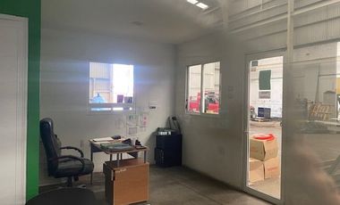 Bodega Doble Altura, impecable, sobre avenida Ejercito Mexicano, Veracruz