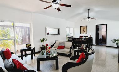 CASA EN VENTA, FRACC JARDINES DE TUXTLA , TUXTLA GUTIERREZ, CHIAPAS