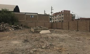 Oportunidad Única: Vendo Terreno Bien Ubicado En Chacra Cerro Comas