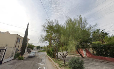 Casa en calle García Ortiz, Amistad, Torreón, Coahuila de Zaragoza, México. ¡NO CRÉDITOS!