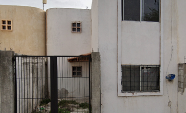 Casa en calle García Ortiz, Amistad, Torreón, Coahuila de Zaragoza, México. ¡NO CRÉDITOS!