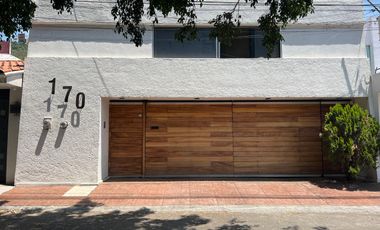 Venta de Casa con Loft  en La Paloma