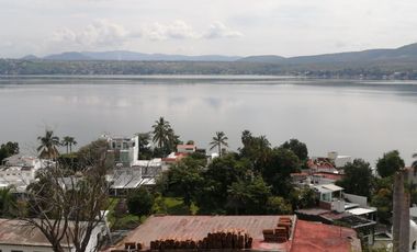 SE VENDE TERRENO EN Avenida la Bota, Tequesquitengo, Morelos, México