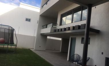 CASA EN VENTA RESIDENCIAL MISION CAÑADA LEON GUANAJUATO