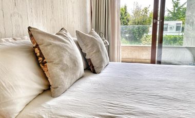 Amoblado, Impecable, Central En La Dehesa