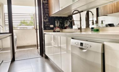 Amoblado, Impecable, Central En La Dehesa