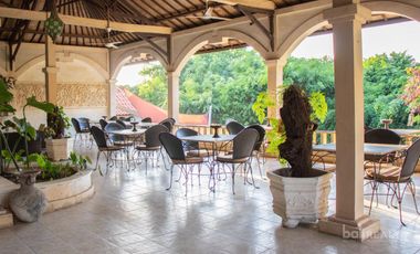 Uncover Rare Potential: Invest in Freehold Boutique Resort with 9 Bedrooms at Amed’s Famous Diving Spot