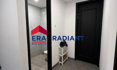 Rumah Baru Minimalis Modern 3 Lantai di Cilandak – Lokasi Strategis