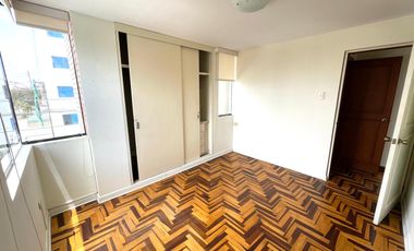 Venta Departamento De 202M2, En Santiago De Surco !!!