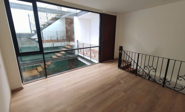 Loft en centro de Cuenca (casa gran colombia)