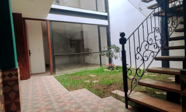 Loft en centro de Cuenca (casa gran colombia)
