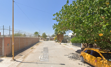 CASA EN CALLE MABE MEXICANA, LAS PERLAS, TORREON, COAHUILA, MÉXICO. ¡NO CRÉDITOS!