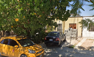 CASA EN CALLE MABE MEXICANA, LAS PERLAS, TORREON, COAHUILA, MÉXICO. ¡NO CRÉDITOS!