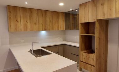 🏡Departamento de Lujo de 2 Dormitorios en el Paseo 3 de Noviembre, Puertas del Sol, Ordoñez Lasso🏡