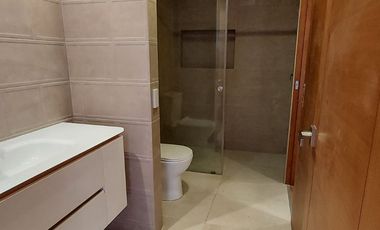 🏡Departamento de Lujo de 2 Dormitorios en el Paseo 3 de Noviembre, Puertas del Sol, Ordoñez Lasso🏡