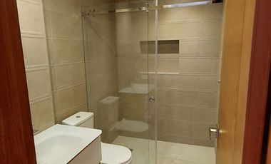 🏡Departamento de Lujo de 2 Dormitorios en el Paseo 3 de Noviembre, Puertas del Sol, Ordoñez Lasso🏡