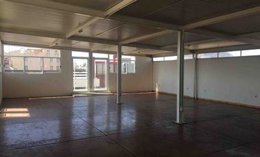 EDIFICIO COMERCIAL EN RENTA POR PISOS EN TOLUCA SOBRE LAS TORRES. GRAN UBICACIÓN