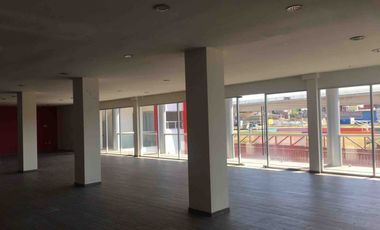 EDIFICIO COMERCIAL EN RENTA POR PISOS EN TOLUCA SOBRE LAS TORRES. GRAN UBICACIÓN