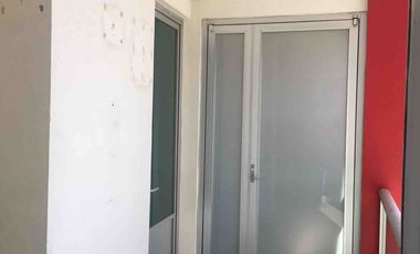 EDIFICIO COMERCIAL EN RENTA POR PISOS EN TOLUCA SOBRE LAS TORRES. GRAN UBICACIÓN