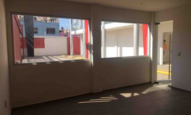 EDIFICIO COMERCIAL EN RENTA POR PISOS EN TOLUCA SOBRE LAS TORRES. GRAN UBICACIÓN
