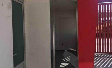 EDIFICIO COMERCIAL EN RENTA POR PISOS EN TOLUCA SOBRE LAS TORRES. GRAN UBICACIÓN