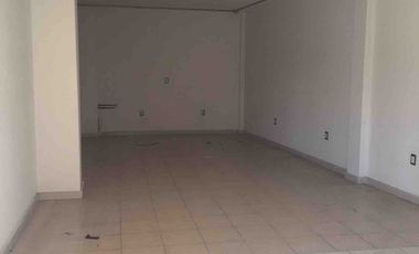 EDIFICIO COMERCIAL EN RENTA POR PISOS EN TOLUCA SOBRE LAS TORRES. GRAN UBICACIÓN