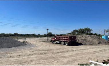 TERRENO EN RENTA UBICADO EN TIERRA BLANCA VERACRUZ | ARLETTE FLORES