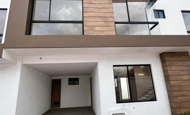 Hermosa CASA en venta en CUENCA
