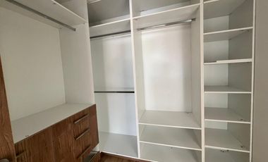 Hermosa CASA en venta en CUENCA