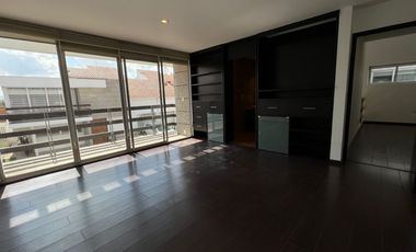 EXTRAORDINARIA CASA EN RENTA EN AV ESTADO DE MEXICO METEPEC