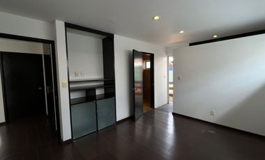 EXTRAORDINARIA CASA EN RENTA EN AV ESTADO DE MEXICO METEPEC