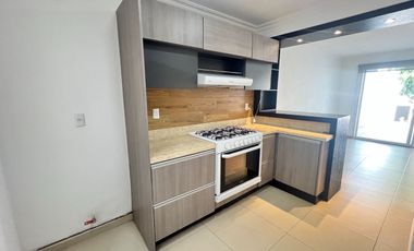 VENTA CASA SOLA AL SUR DE CUERNAVACA ALBERCA