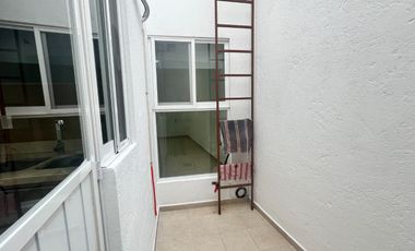 VENTA CASA SOLA AL SUR DE CUERNAVACA ALBERCA