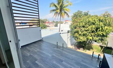 VENTA CASA SOLA AL SUR DE CUERNAVACA ALBERCA