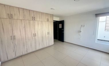 VENTA CASA SOLA AL SUR DE CUERNAVACA ALBERCA