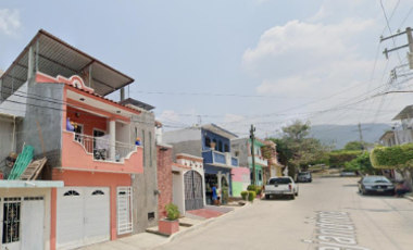 SE VENDE BONITA Y AMPLIA CASA EN TUXTLA GUTIERREZ, CHIAPAS