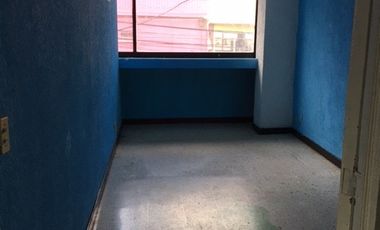EXCELENTE EDIFICIO EN RENTA EN TOLUCA. CERCA DE LA TERMINAL. SE RENTA POR PISO.IDEAL ESCUELAS O ACADEMIAS. ACCESO FÁCIL.