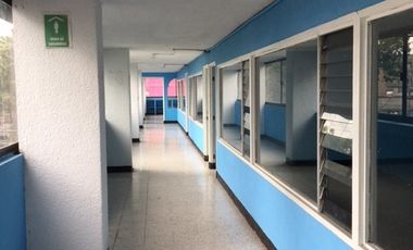 EXCELENTE EDIFICIO EN RENTA EN TOLUCA. CERCA DE LA TERMINAL. SE RENTA POR PISO.IDEAL ESCUELAS O ACADEMIAS. ACCESO FÁCIL.