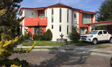 RESIDENCIA EN RENTA O VENTA EN VALLE DE ZAMARRERO. CASA CLUB. EXCLUSIVA