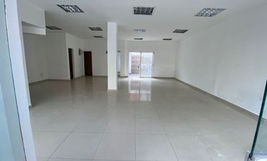 Local en arriendo en Granadillo.
