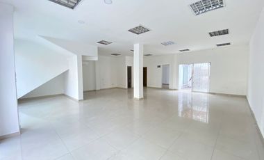 Local en arriendo en Granadillo.