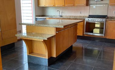 CASA EN RENTA EN METEPEC LOMAS DE LA ASUNCION EXCELENTE UBICACION SEGURIDAD