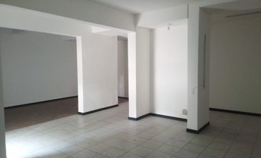 45310 Local independiente en arriendo en el sector Laureles