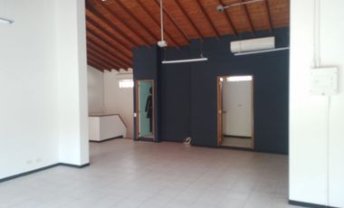 45310 Local independiente en arriendo en el sector Laureles