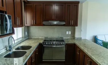 Departamento en Venta de 3 recamaras Marina El Cid, Mazatlan. Vive en el Cid