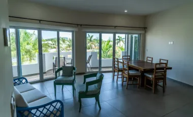 Departamento en Venta de 3 recamaras Marina El Cid, Mazatlan. Vive en el Cid